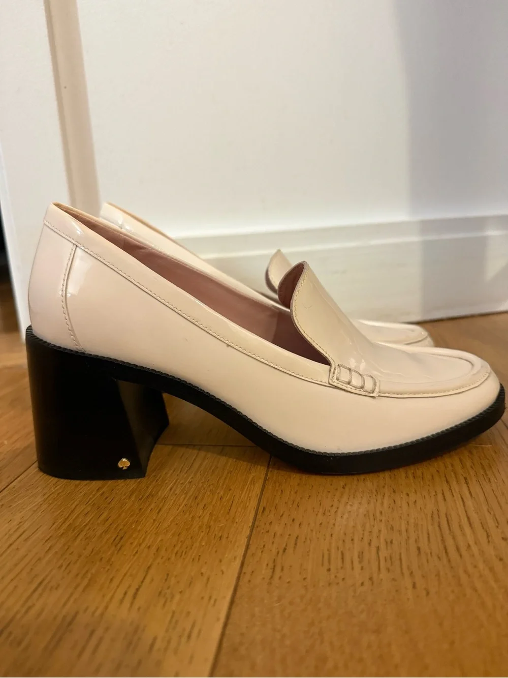 Kate Spade White Patent Leather Lori Heeled Loafer Pump size 7.5